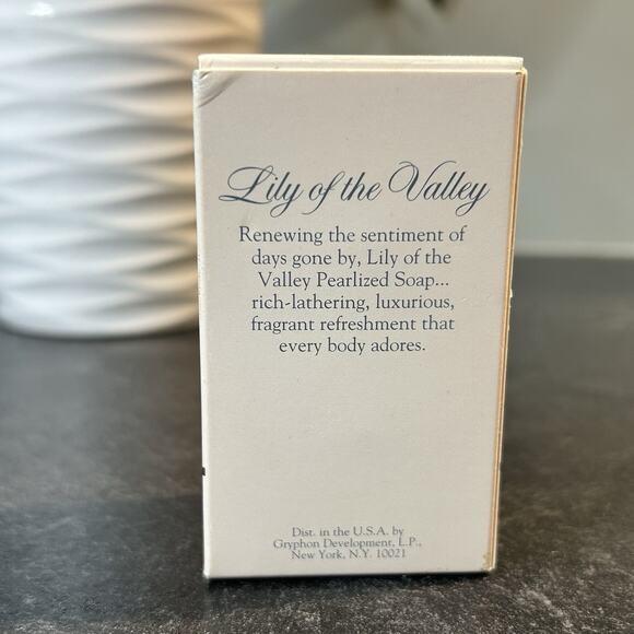 NEW Victoria’s Secret Country Meadows LILY OF THE VALLEY Pearlized Soap 3.5 oz - Picture 4 of 5